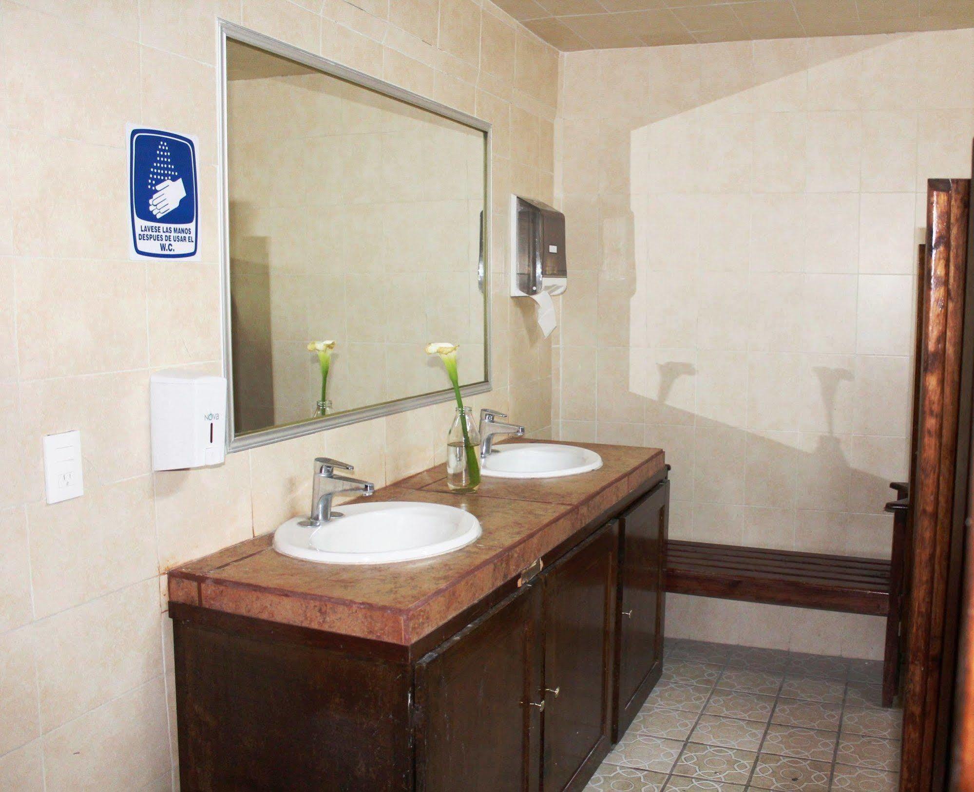Hostal De San Pedro 촐룰라 외부 사진