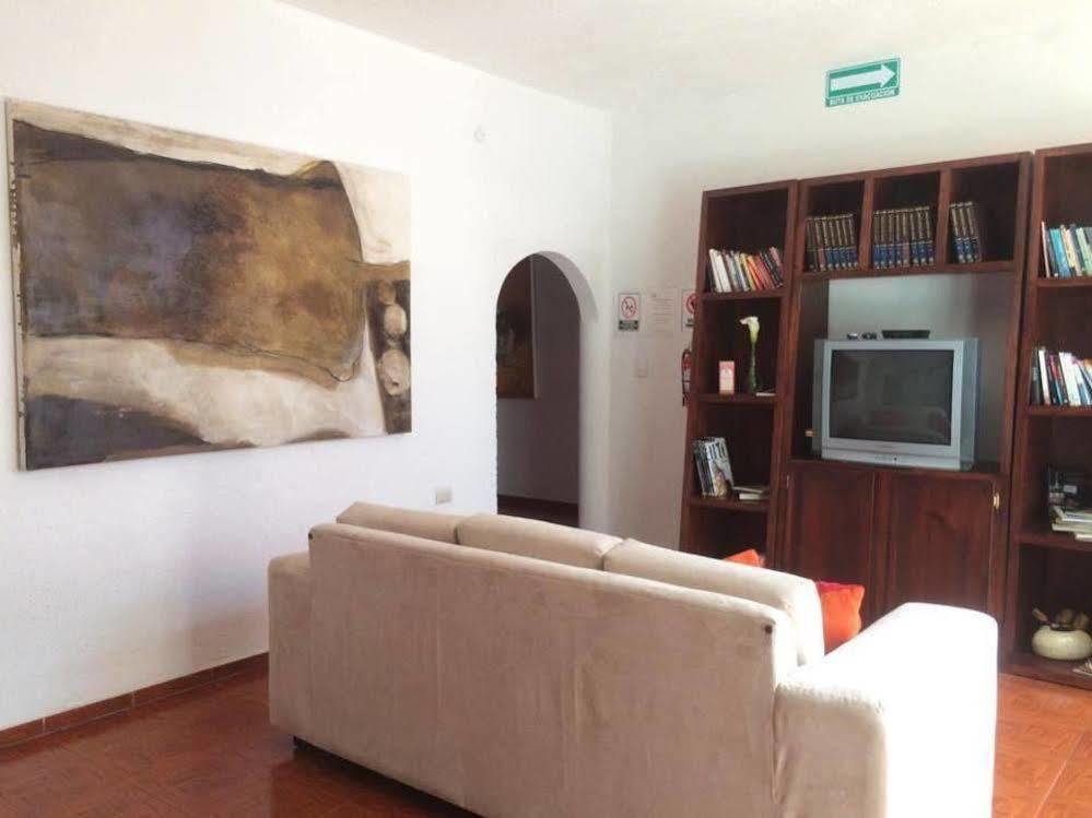 Hostal De San Pedro 촐룰라 외부 사진
