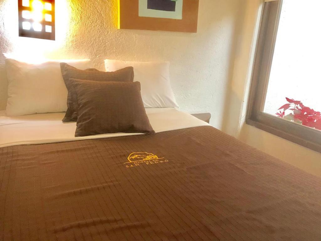 Hostal De San Pedro 촐룰라 외부 사진